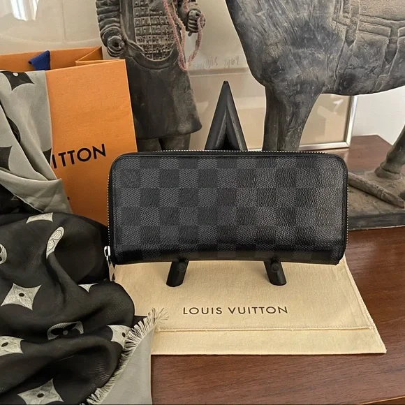 Louis Vuitton Zippy Damier Graphite Vertical Long Wallet - Picture 9 of 16